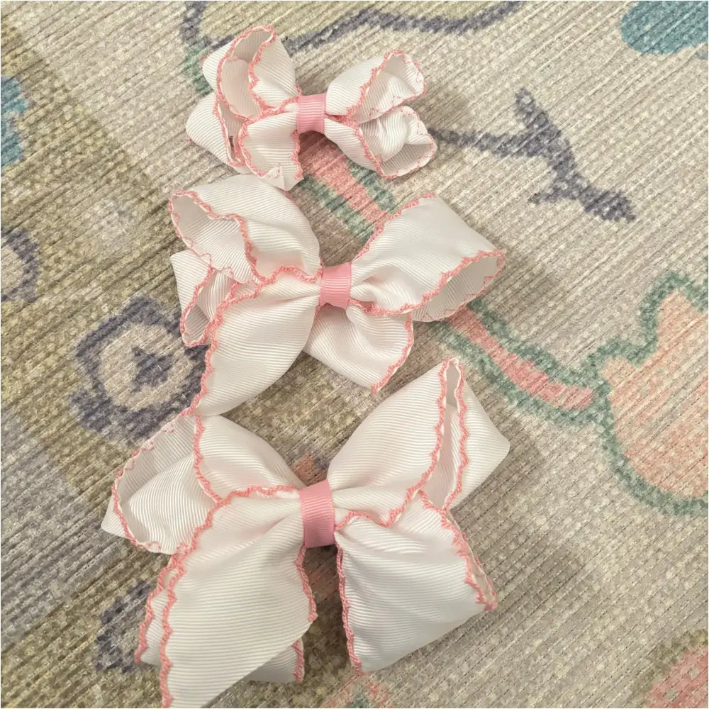Classic Grosgrain Moonstitch Hair Bow - Large White W/ Pink New Accessory