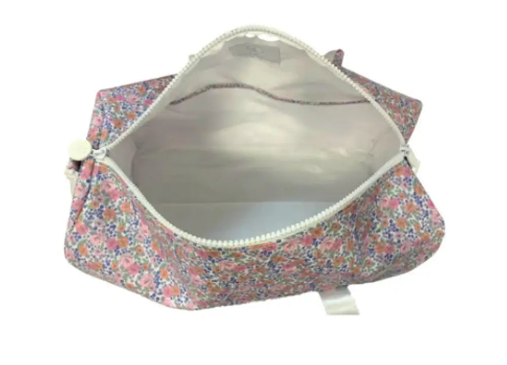 Trvl Garden Floral Weekender New Bag