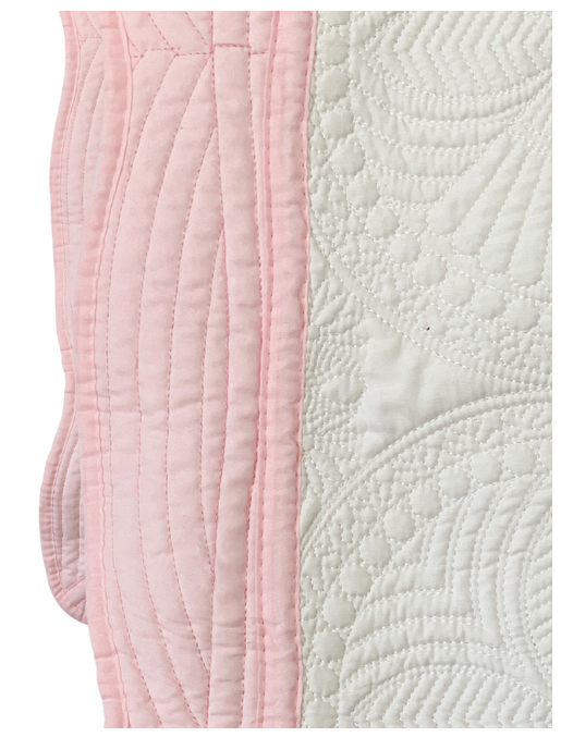 Close Up Baby Heirloom Quilt Blankets, Pink/White